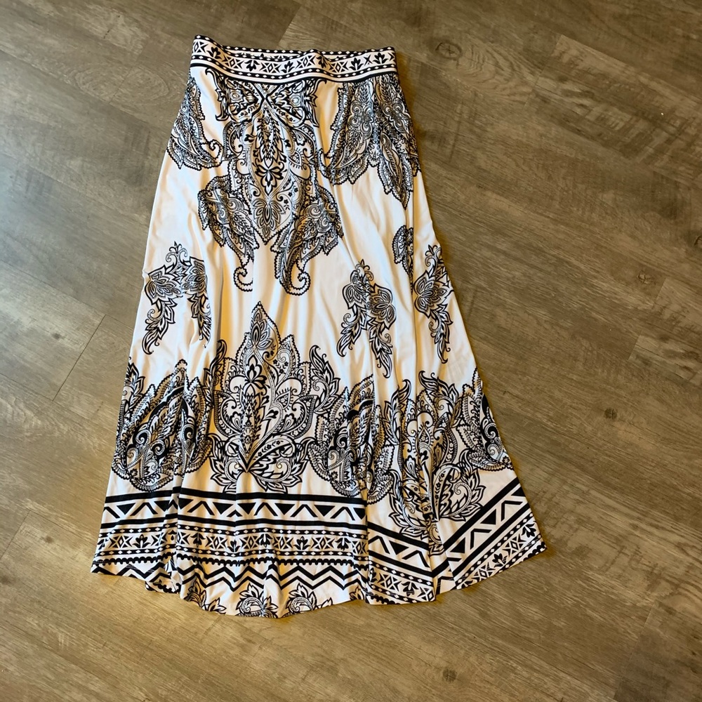 I. N. C. Skirt